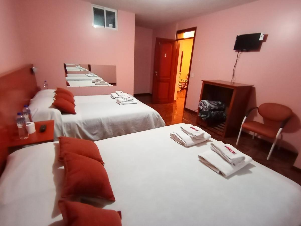 Hostal Sauna Water Palace Quito Exterior foto