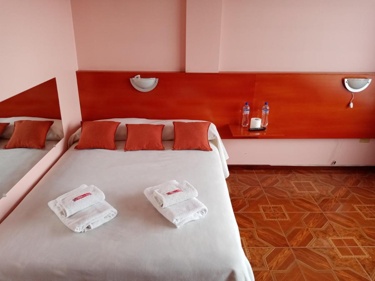 Hostal Sauna Water Palace Quito Exterior foto