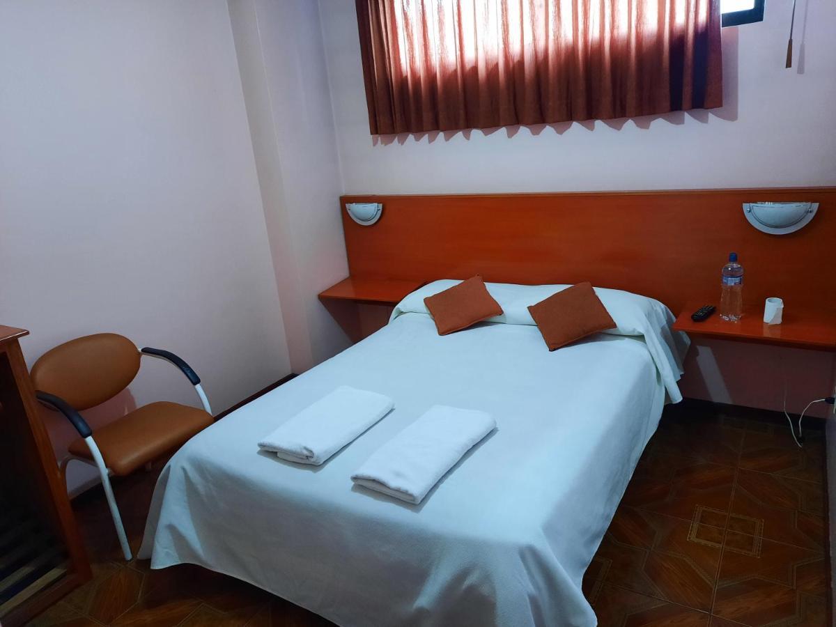 Hostal Sauna Water Palace Quito Exterior foto